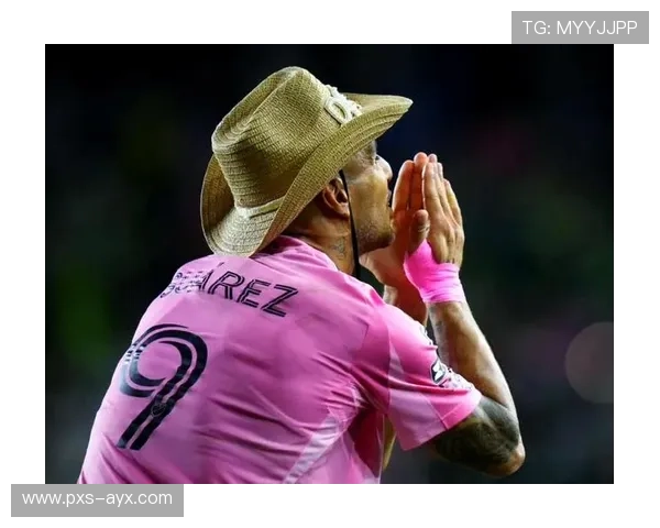 苏亚雷斯禁区制霸 火力覆盖对手防线