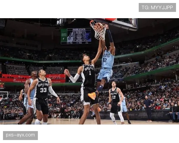 博古特篮下防守影响显著 提升球队内线压制能力